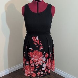 Studio I | Floral Black and Red Sleeveless Dress Size Zippered